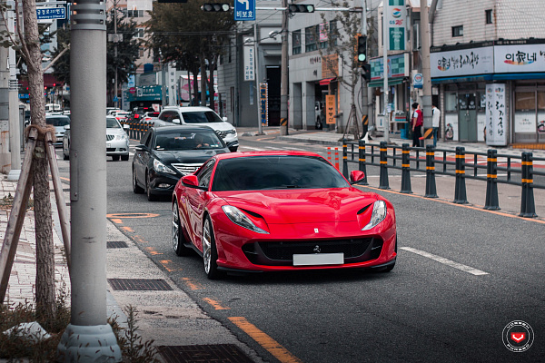 Фото дисков Vossen S21-01 Полированный лак на Ferrari 812