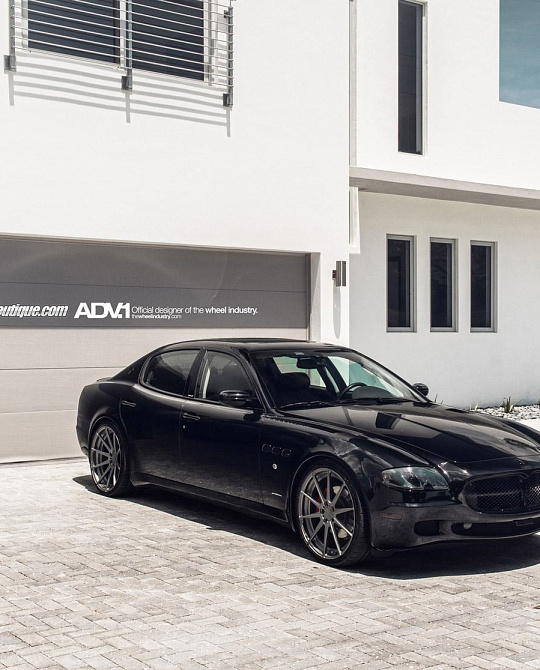 Фото дисков ADV10 M.V2 SL Сатиновый тонированный лак на Maserati Quattroporte V