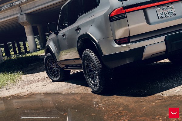 Фото дисков Vossen HFX-1 (6-Lug) Сатиновый графит на Lexus GX III