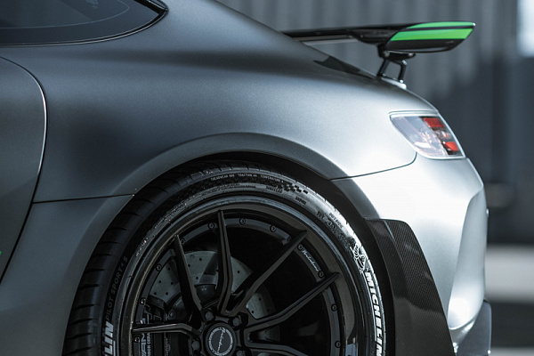 Фото дисков Brixton Forged PF3 Черный сатин на Mercedes-Benz AMG GT I