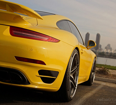 Фото дисков HRE S107 на Porsche 911 VII