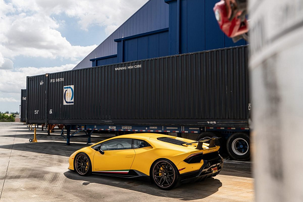 Фото дисков Anrky AN36 Сатиновая темная бронза на Lamborghini Huracan
