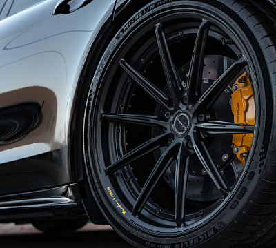 Фото дисков Brixton Forged R11-R на Porsche Panamera II