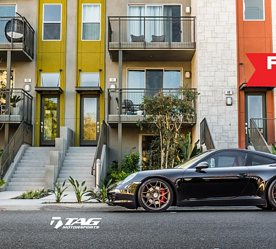 Фото дисков HRE FF01 на Porsche 911 VII