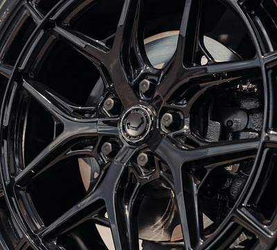 Фото дисков Vossen HFX-1 (5-Lug) на Land Rover Defender II