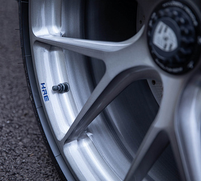 Фото дисков HRE P101 на Porsche 911 VII