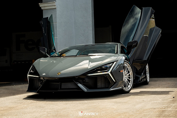 Фото дисков Anrky AN39 Полированный лак на Lamborghini Revuelto