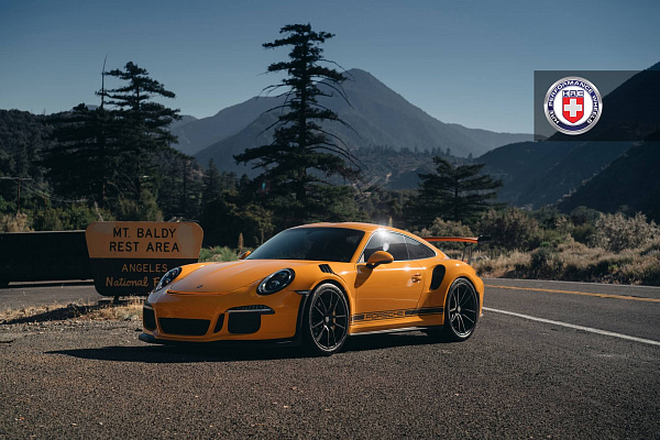 Фото дисков HRE P104 Черный сатин на Porsche 911 VII