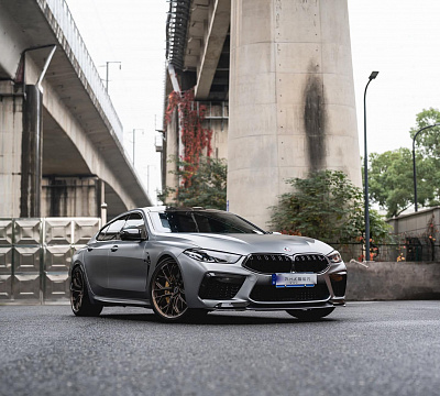 Фото дисков Brixton Forged PF10-RS на BMW 8/M8