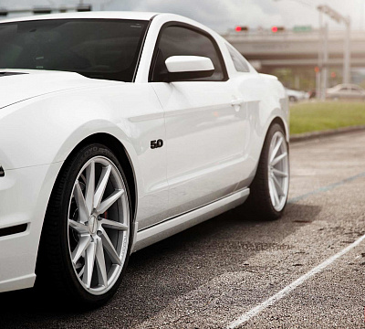 Фото дисков Vossen CVT на Ford Mustang V