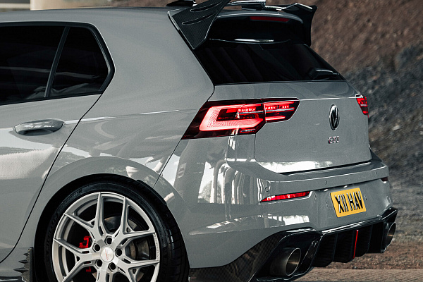 Фото дисков Vossen HF-5 Серебро на Volkswagen Golf VIII