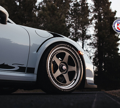 Фото дисков HRE 305 на Porsche 911 VII