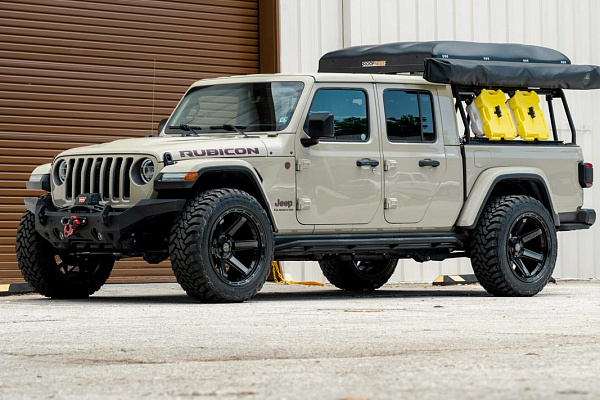 Фото дисков 4PLAY 4P63 Черный глянец на Jeep Gladiator II (JT)