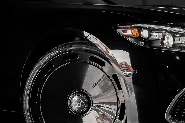 Mercedes-Benz Maybach