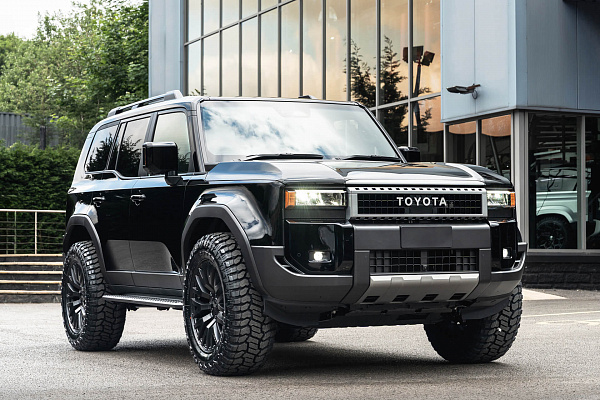Фото дисков Kahn G22 DC Черный сатин на Toyota Land Cruiser Prado 250