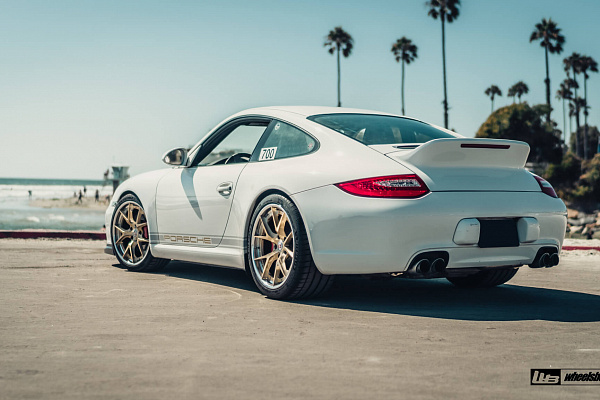 Фото дисков HRE S101 Глянцевое золото на Porsche 911 VI