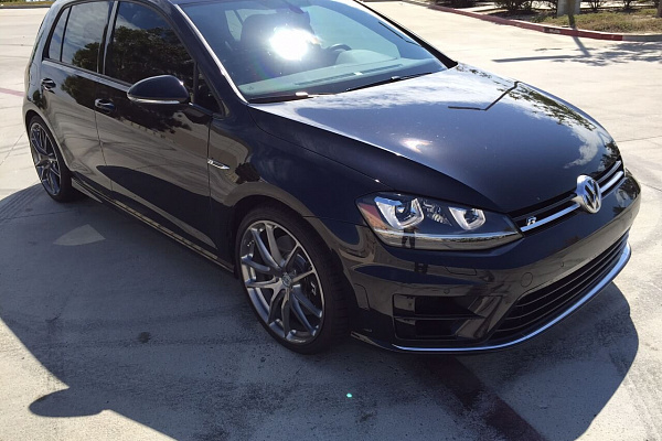 Фото дисков HRE P104 Глянцевый тонированный лак на Volkswagen Golf VII