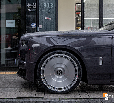 Фото дисков NOVITEC SP3 на Rolls-Royce Phantom