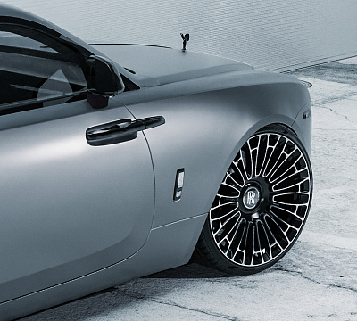 Фото дисков Brixton Forged LX01 на Rolls-Royce Wraith