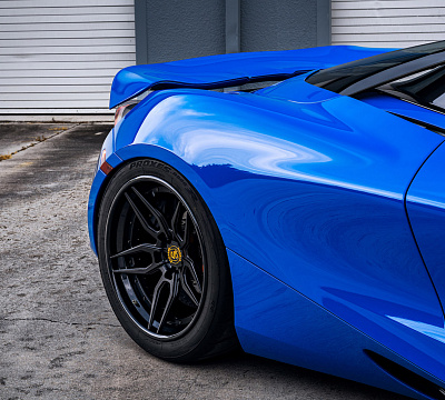 Фото дисков Strasse Wheels SV4 Deep Concave FS на McLaren 720S