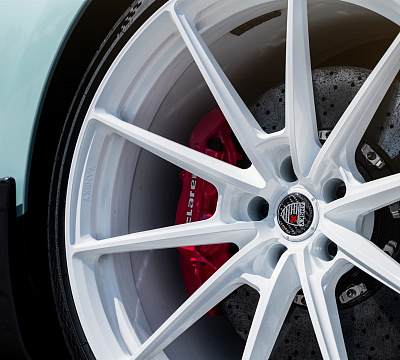Фото дисков Anrky AN18 на McLaren 600