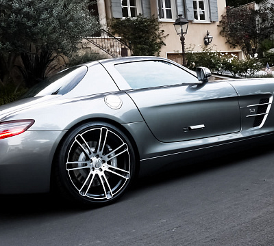 Фото дисков CEC C883 на Mercedes-Benz SLS AMG
