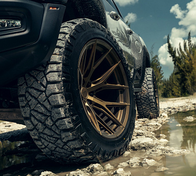 Фото дисков Vossen HF6-4 на Ram 1500 V