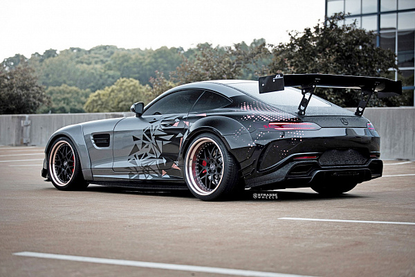 Фото дисков Strasse Wheels SV8 Performance Другой цвет на Mercedes-Benz AMG GT I