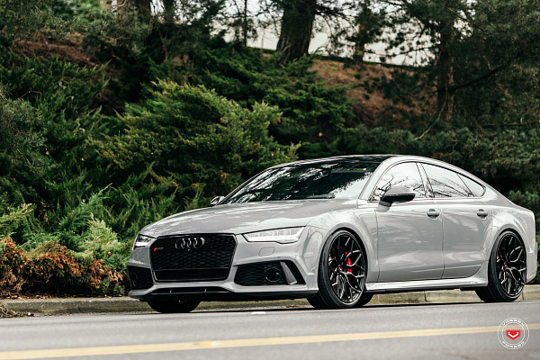 Фото дисков Vossen S17-01 Черный глянец на Audi A/RS 7 (4G)