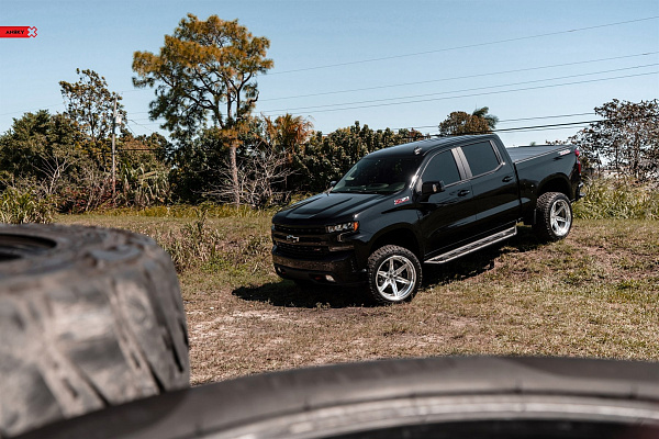 Фото дисков Anrky AN36-S Полированный лак на Chevrolet Silverado IV