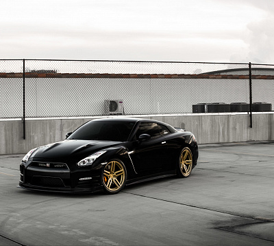 Фото дисков Vossen HF-1 на Nissan GT-R