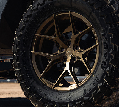 Фото дисков Vossen HF-5 на Jeep Wrangler IV (JL)