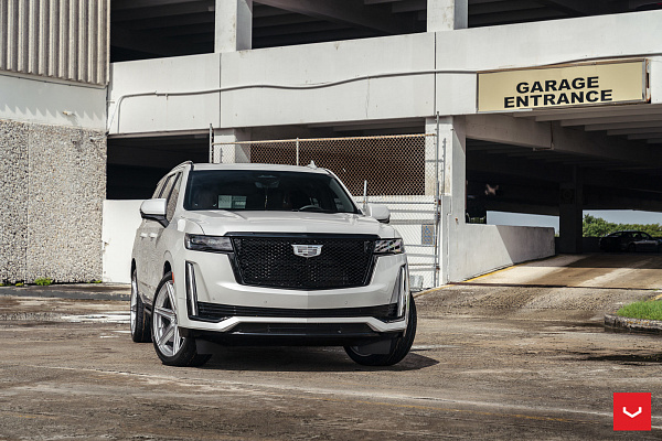 Фото дисков Vossen HF6-2 Серебро на Cadillac Escalade V