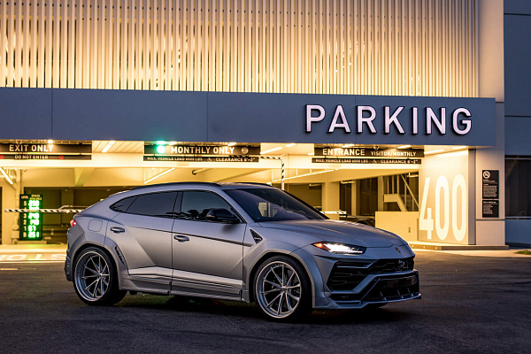 Фото дисков HRE S204H Глянцевый лак на Lamborghini Urus