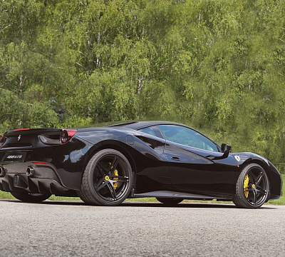Фото дисков HRE P107 на Ferrari 488