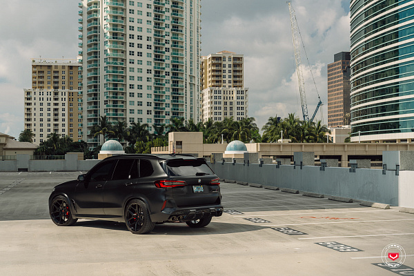 Фото дисков Vossen EVO-4 Черный глянец на BMW X5/X5 M (G05/G18/F95)