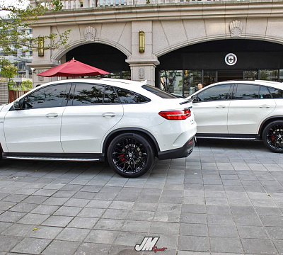 Фото дисков HRE P200 на Mercedes-Benz GLE I
