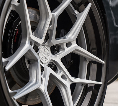 Фото дисков Anrky S3-X4 на Chevrolet Corvette C8