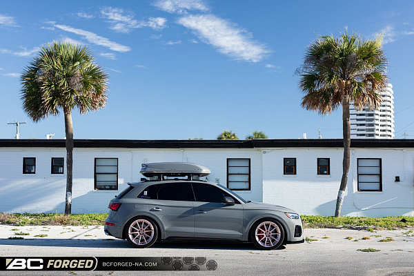 Фото дисков BC Forged HCS04 Другой цвет на Audi Q5 (FY)