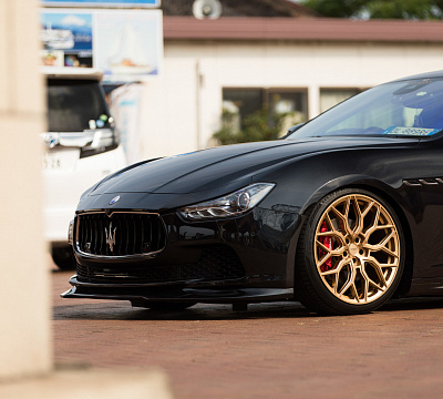 Фото дисков Vossen HF-2 на Maserati Ghibli