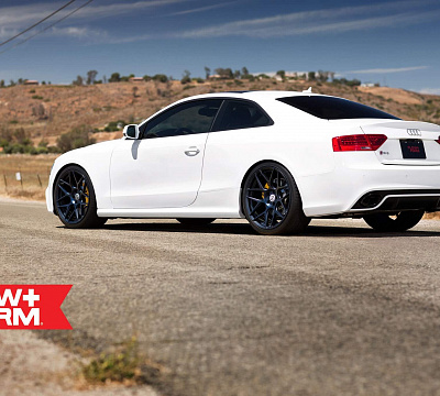Фото дисков HRE FF01 на Audi A/S/RS 5 (8T)