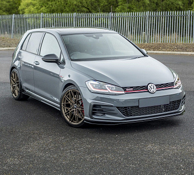 Фото дисков Bola FLV на Volkswagen Golf VII