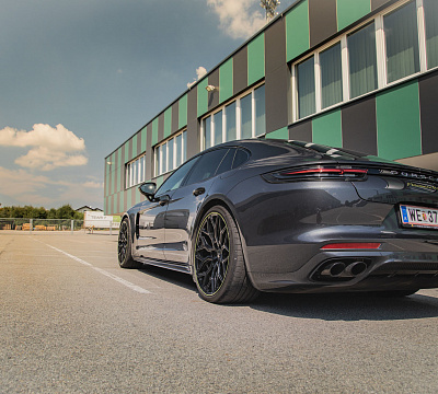 Фото дисков Vossen HF-2 на Porsche Panamera II