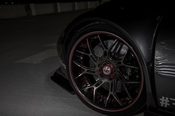 Фото дисков Savini SV72 Глянцевый темный лак на Lamborghini Huracan