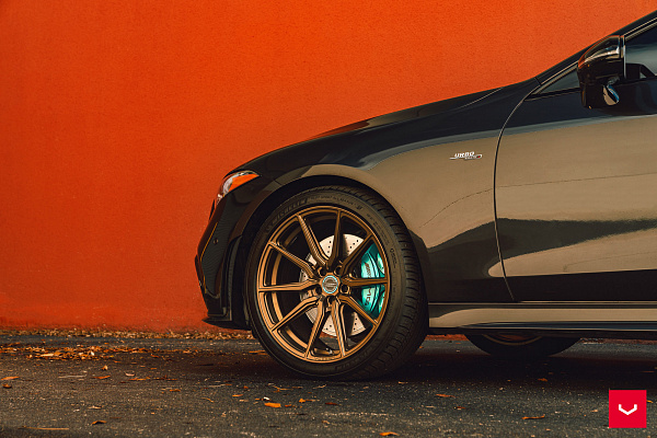 Фото дисков Vossen HF-3 Сатиновая бронза на Mercedes-Benz CLS (C257)