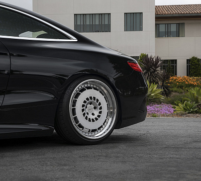 Фото дисков Rotiform CCV на Mercedes-Benz S-Class (W222, C217)