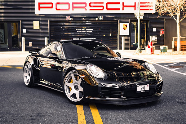 Фото дисков Brixton Forged RS01 Серебро на Porsche 911 VII