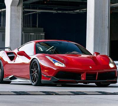 Фото дисков Strasse Wheels SV5 Deep Concave FS на Ferrari 488