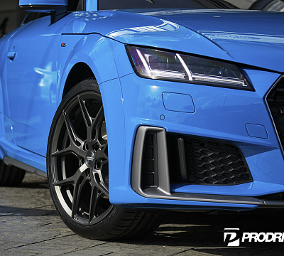 Фото дисков Vossen HF-5 на Audi TT (8S)