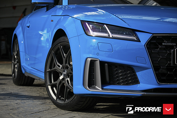 Фото дисков Vossen HF-5 Сатиновый графит на Audi TT (8S)
